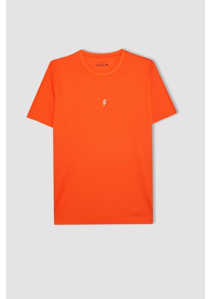 Fit Slim Fit Dar Kesim Bisiklet Yaka Baskılı Sporcu Kısa Kollu Tişört