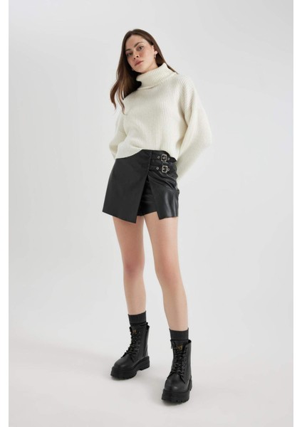 Regular Fit Normal Bel Suni Deri Şort Etek B5294AX24SP