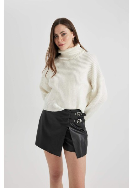 Regular Fit Normal Bel Suni Deri Şort Etek B5294AX24SP