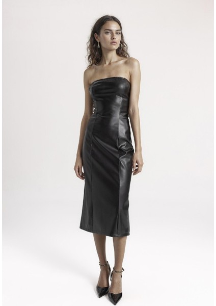 Bodycon Vücudu Saran Straplez Basic Düz Yırtmaçlı Suni Deri Midi Elbise C2284AX24SP