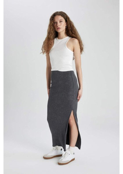 Fitilli Kaşkorse Yırtmaçlı Yıkamalı Soluk Efektli Maxi Etek