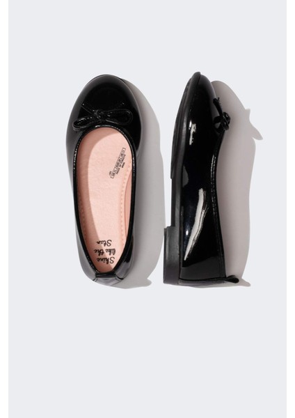 Kız Çocuk 23 Nisan Çocuk Bayramı Düz Taban Suni Deri Siyah Rugan Balerin Ayakkabı Z8325A6NS