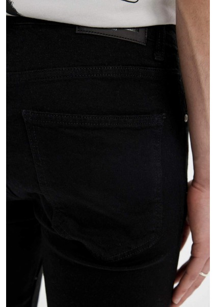 Skinny Fit Jean Bermuda Şort A5037AX24SM