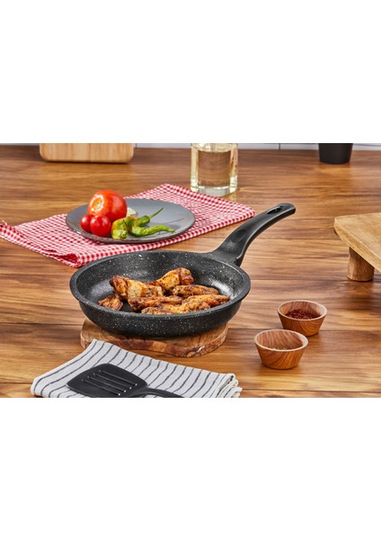Rss Lav Döküm Midi Boy Tava 24 cm fiyatları