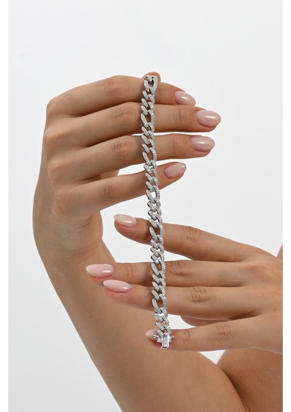 925 Ayar Gümüş Rodyumlu Zirkon Taşlı Ithal Aralıklı Gurmet Gümüş Bileklik SGTL13047RODAJ