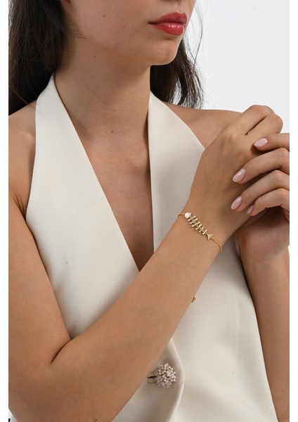 925 Ayar Gümüş Altın Yaldızlı Sedef ve Baget Kesim Zirkon Taşlı Asansörlü Balık Gümüş Bileklik SGTL13057GOLD modelleri