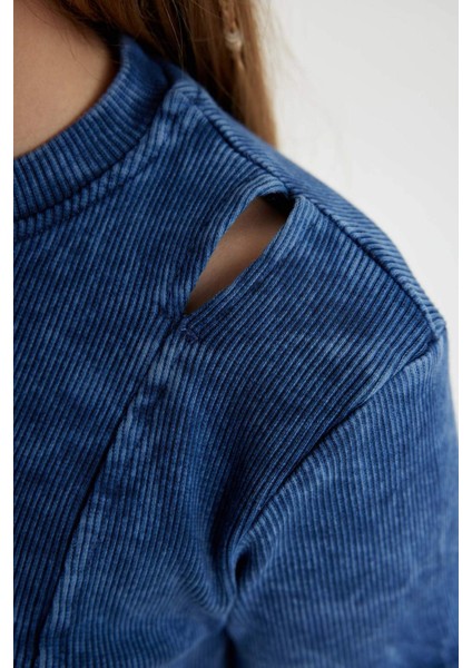 Kız Çocuk Slim Fit Dar Kesim Bisiklet Yaka Fitilli Kaşkorse Kısa Kollu Tişört C3187A824SM