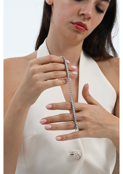 925 Ayar Gümüş Rodyumlu Marquise (Markiz) Kesim Zirkon Taşlı Işıltı Seli Gümüş Bileklik SGTL13069BEYAZ fiyatları