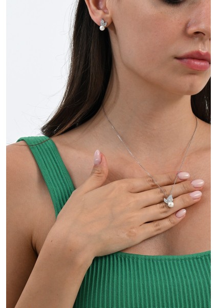 Gümüş Rodyumlu Zirkon Taşlı Yaprak Modeli Kolye ve Küpeden Oluşan Ikili Incili Set SGTL13035RODAJ fırsatları