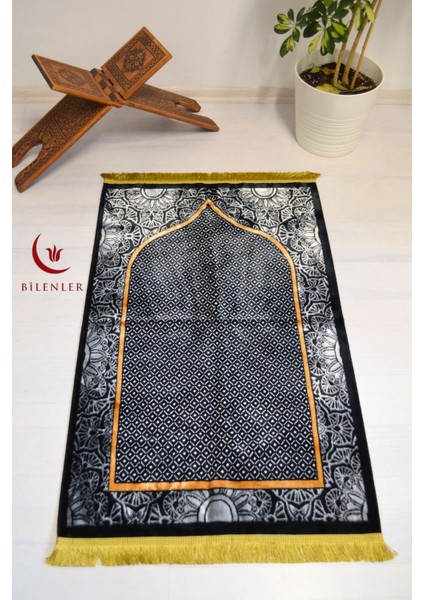 Lüks Kadife Seccade - 70X110 cm - Kalın Yumuşak Doku - Şık ve Konforlu-Siyah Desen