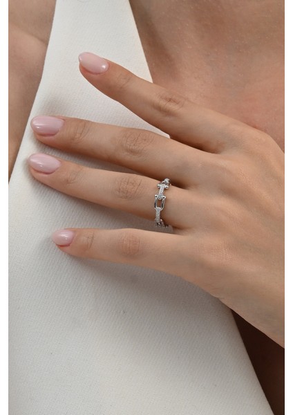 925 Ayar Gümüş Rodyumlu Zirkon Taşlı Alttan Ayarlanabilir Trend Yüzük SGTL13079RODAJ