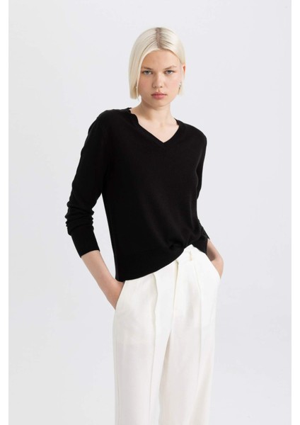 Relax Fit Yumuşak Dokulu V Yaka Basic Düz Siyah Triko Kazak C4024AX24WN