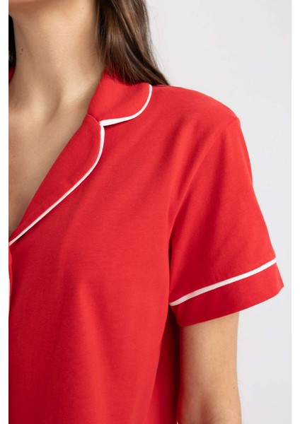 Pijama Takım Regular Fit Kısa Kollu Üst Şort-Fall in Love B8679AX24SM