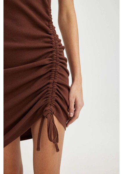 Bodycon Vücudu Saran Yuvarlak Yaka Fitilli Kaşkorse Kolsuz Mini Elbise B9613AX24SM