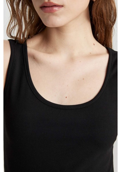 Slim Fit Dar Kesim U Yaka Basic Düz Atlet I1059AZ24SM
