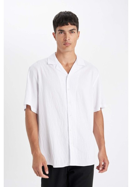 Beyaz Relax Fit Rahat Kesim Polo Yaka Krinkıl Kısa Kollu Gömlek C4127AX24AU
