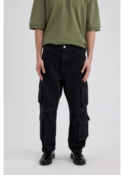 Baggy Geniş Kalıp Normal Bel Geniş Paça Kargo Cepli Jean Pantolon