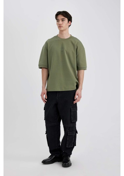 Baggy Geniş Kalıp Normal Bel Geniş Paça Kargo Cepli Jean Pantolon