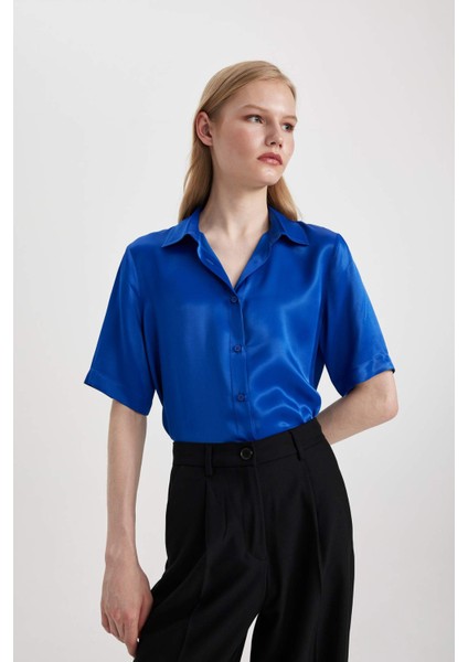 Regular Fit Saten Kısa Kollu Gömlek C3218AX24SM