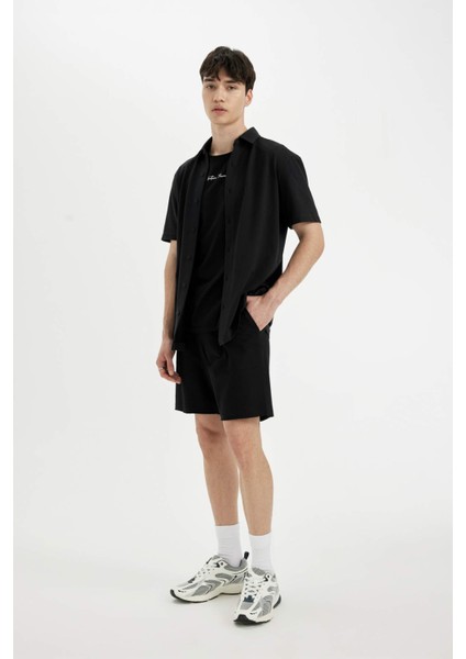 %100 Pamuk Slim Fit Dar Kesim Dar Paça Cepli Basic Düz Şort B8673AX24SM