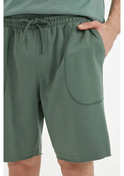 %100 Pamuk Slim Fit Dar Kesim Dar Paça Cepli Basic Düz Şort B8673AX24SM