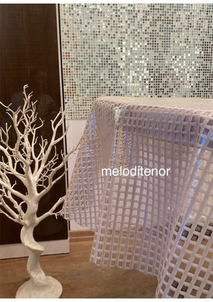 Şeffaf Kaplama Zincir File Desen Kaymaz Kolay Silinebilir Pvc Yuvarlak Muşamba Masa Örtüsü