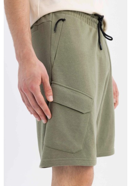 Regular Fit Düz Paça Kargo Cepli Basic Düz Şort B8795AX24SM