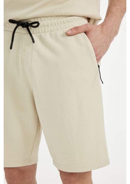 Regular Fit Düz Paça Kargo Cepli Basic Düz Şort B8795AX24SM