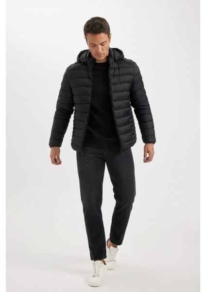 Su İtici Hafif Şişme Mont Slim Fit Dar Kesim Kapüşonlu Fermuarlı Cepli Mevsimlik N4661AZ24AU