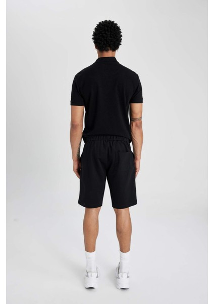 Fit Standart Fit Sporcu Kısa Paça Şort