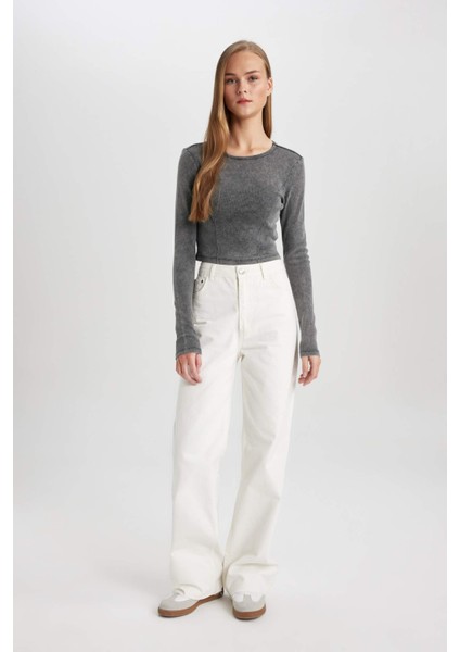 Fitted Bisiklet Yaka Uzun Kollu Yıkamalı Soluk Efektli Tişört