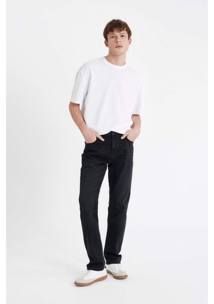 Sergio Regular Fit Normal Kalıp Normal Bel Boru Paça Siyah Jean Pantolon W6868AZ24AU