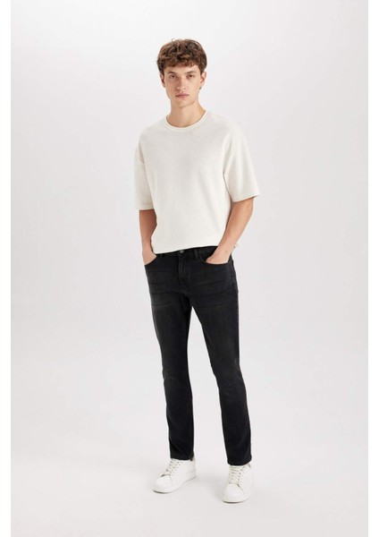 Pedro Slim Fit Dar Kalıp Normal Bel Dar Paça Siyah Jean Pantolon R8788AZ24AU