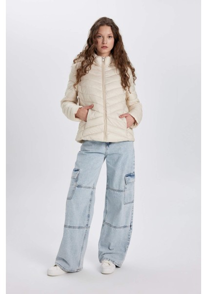 Su Geçirmez Hafif Şişme Mont Kapüşonlu Kapitoneli Fermuarlı Cepli Basic Düz Mevsimlik B2030AX24AU