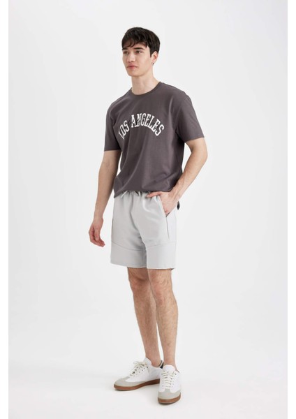 Slim Fit Dar Kesim Dar Paça Basic Düz Şort B8674AX24SM