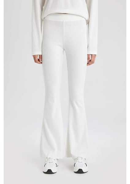 Fit Flare Fit İspanyol Paça Standart Boy Ribana İnce Pantolon B9023AX24SM