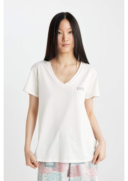 Fall in Love Regular Fit Kısa Kollu Şortlu Pijama Takımı B8761AX24SM