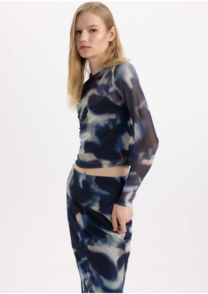 Slim Fit Dar Kesim Bisiklet Yaka Desenli Tül Uzun Kollu Bluz C5447AX24SP