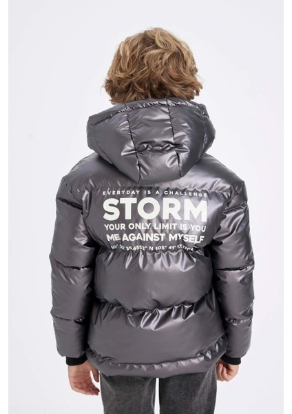 Erkek Çocuk Su İtici Ribana Kollu Kapüşonlu Polar Astarlı Şişme Mont C5524A824WN