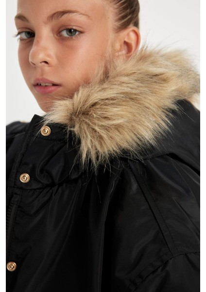 Kız Çocuk Kapüşonlu Çıtçıtlı Fermuarlı Cepli Mont C5488A824WN