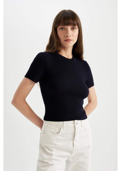 Crop Bisiklet Yaka Basic Düz Fitilli Kısa Kollu Triko Kazak C5638AX24AU
