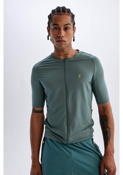 Slim Fit Dar Kesim Bisiklet Yaka Fermuarlı Ağır Kumaş Sporcu Kısa Kollu Tişört B5144AX24SP