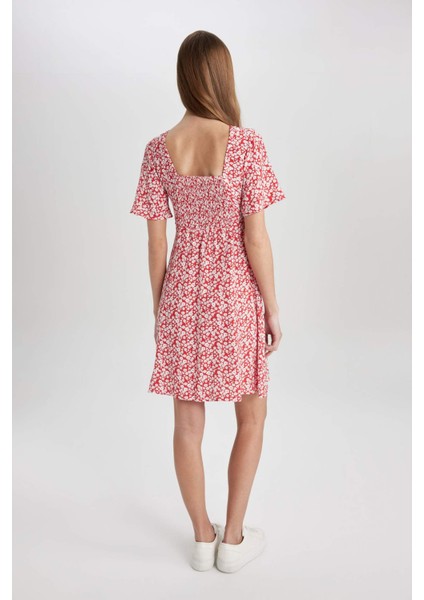 V Yaka Çiçekli Maroken Mini Kısa Kollu Kırmızı Elbise