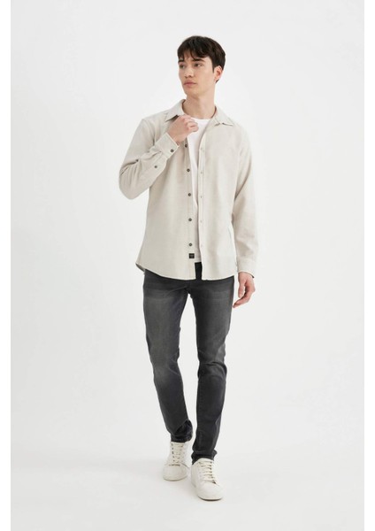 Slim Fit Dar Kesim Pamuklu Basic Düz Uzun Kollu Gömlek A4644AX24AU