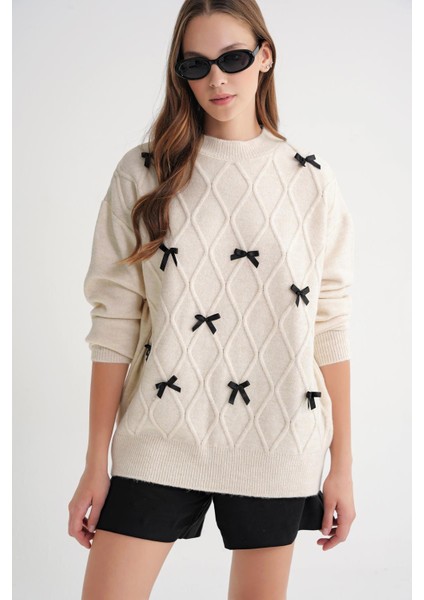 6946 Kadın Oversize Bisiklet Yaka Kurdeleli Triko Kazak Naturel