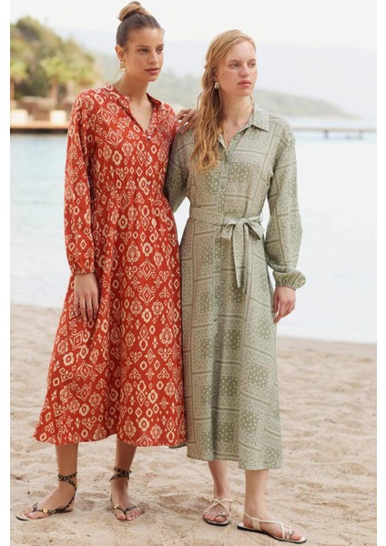 Gömlek Yaka Desenli Aerobin Uzun Kollu Kuşaklı Midi Elbise