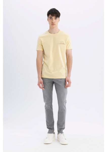 %100 Pamuk Slim Fit Dar Kesim Bisiklet Yaka Baskılı Kısa Kollu Tişört C3945AX24SM