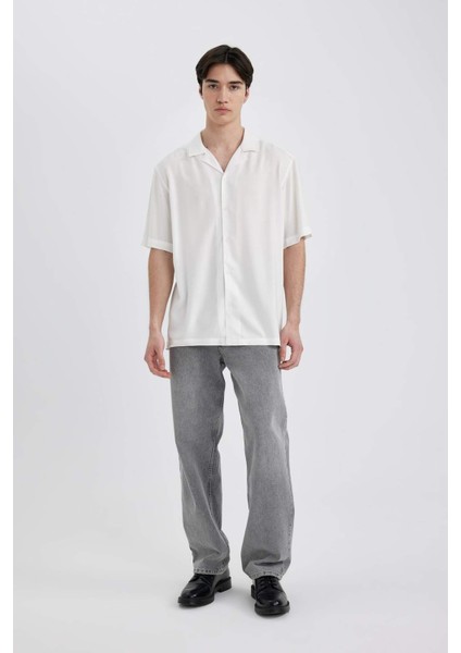 Regular Fit Yazlık Apaş Yaka Viskon Basic Düz Kısa Kollu Beyaz Gömlek C4735AX24SM