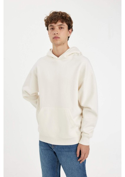 Oversize Geniş Kalıp Kapüşonlu Kanguru Cepli Basic Düz Sweatshirt A4331AX24AU