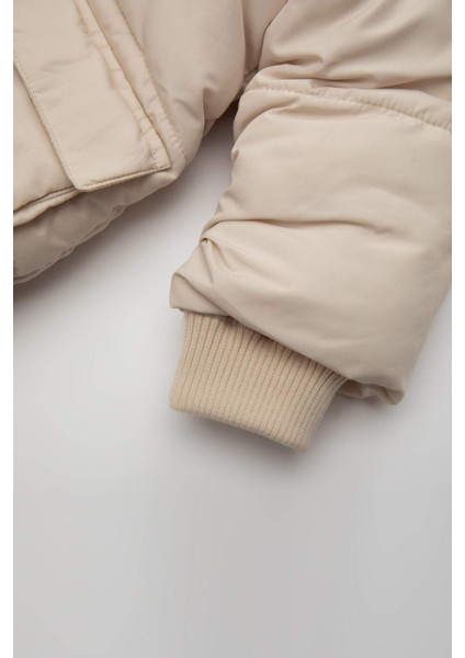 Kız Bebek Su Geçirmez Kapüşonlu Polar Astarlı Fermuarlı Cepli Şişme Mont